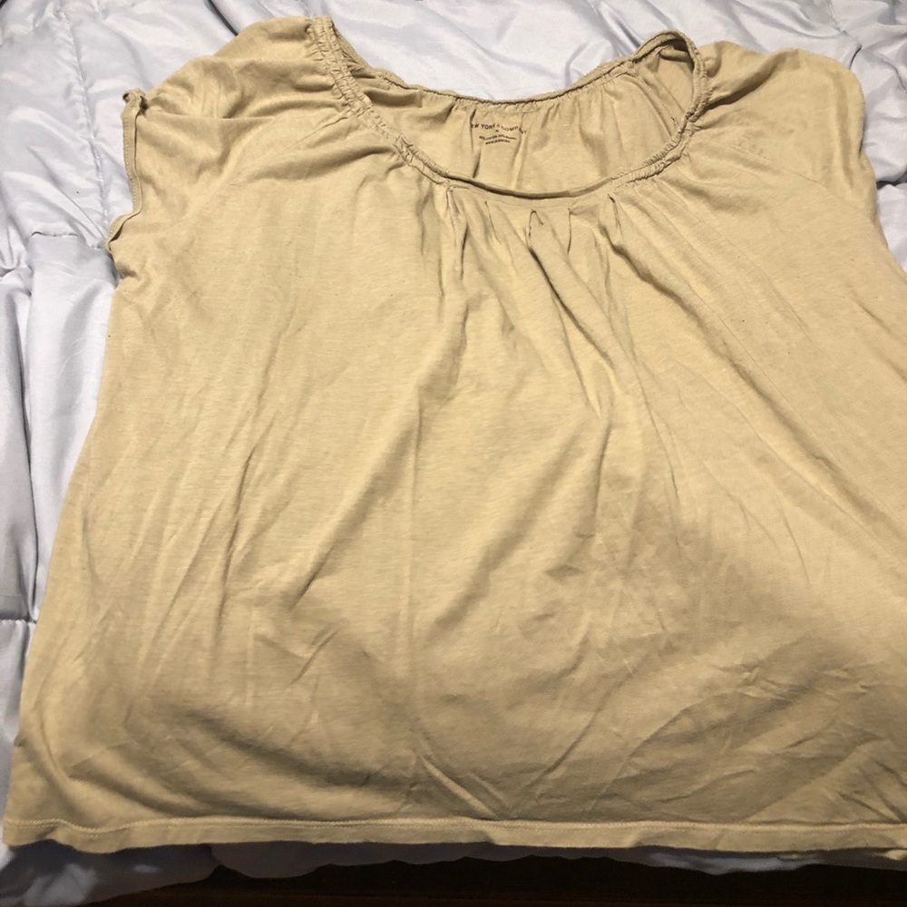 short sleeve shirt